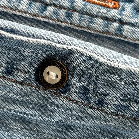 Hunt Club Denim Blue Button-Down Shirt - Picture 4 of 6